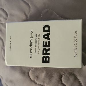 Macadamia-oil for hair and body